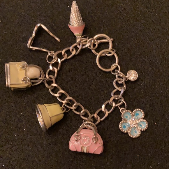 Charm Bracelet Silver Tone Pink, Turquoise Black Yellow Costume Jewelry 7 Charms - Picture 8 of 8